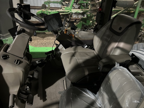 2025 John Deere 9RX 640 Tractor Rubber Track