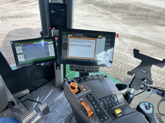 2025 John Deere 9RX 640 Tractor Rubber Track