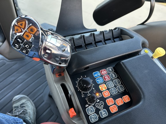 2014 Case IH Magnum 290 Tractor