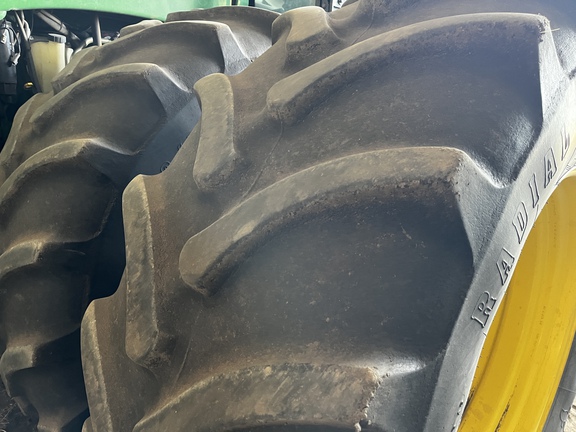 2009 John Deere 9330 Tractor 4WD