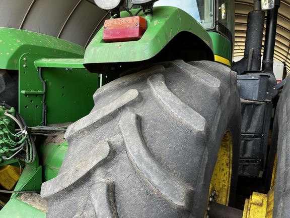 2009 John Deere 9330 Tractor 4WD