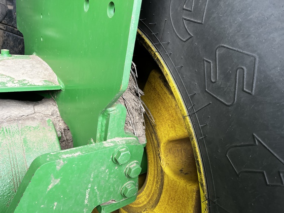 2009 John Deere 9330 Tractor 4WD