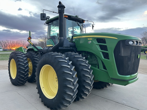 2008 John Deere 9230 Tractor 4WD