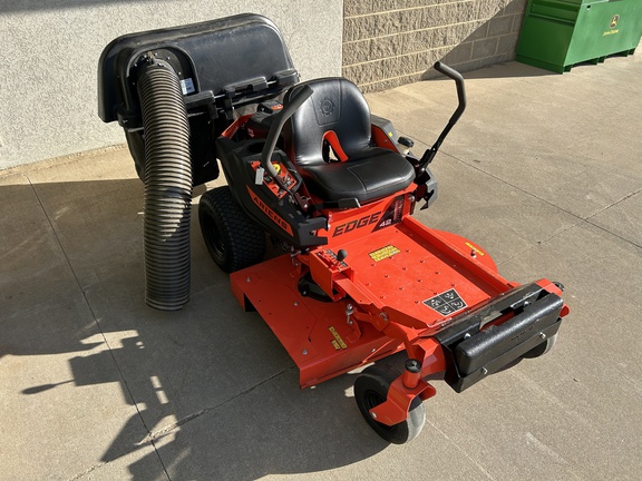 2024 Ariens Edge 42 Briggs Mower/Zero Turn