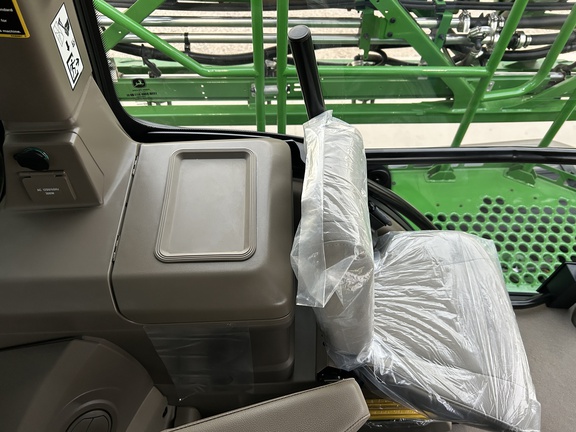 2025 John Deere 616R Sprayer/High Clearance