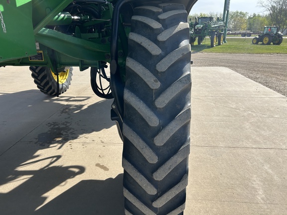 2021 John Deere R4060 Sprayer/High Clearance