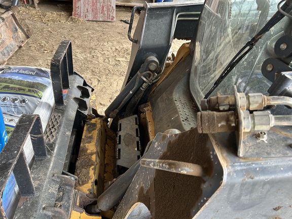 2011 John Deere 320D Skid Steer Loader