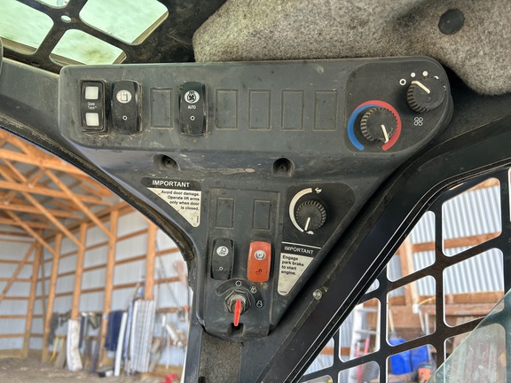 2011 John Deere 320D Skid Steer Loader