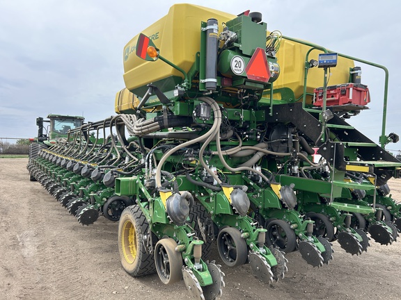 2026 John Deere DB80 Planter