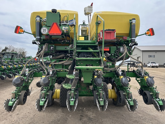 2026 John Deere DB80 Planter