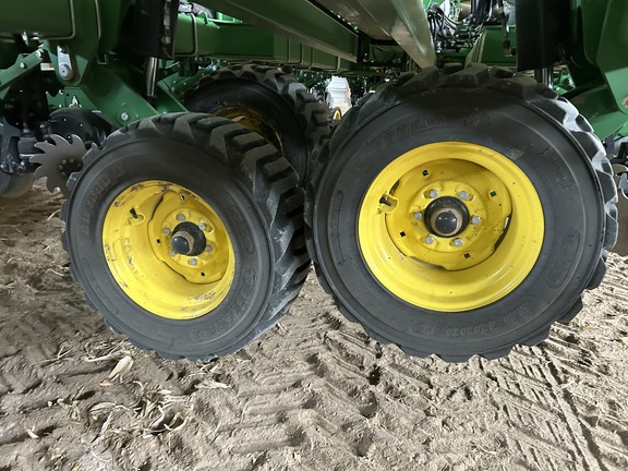 2023 John Deere DB60 Planter