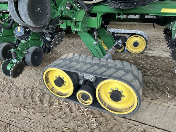 2023 John Deere DB60 Planter