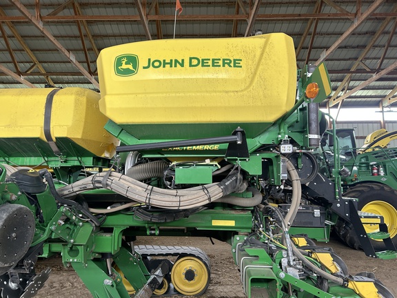2023 John Deere DB60 Planter