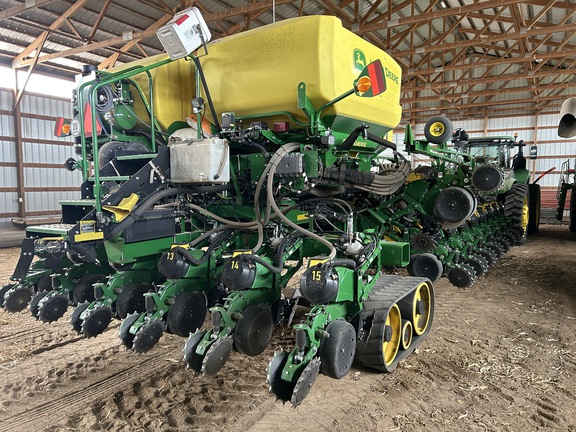 2023 John Deere DB60 Planter