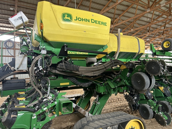 2023 John Deere DB60 Planter