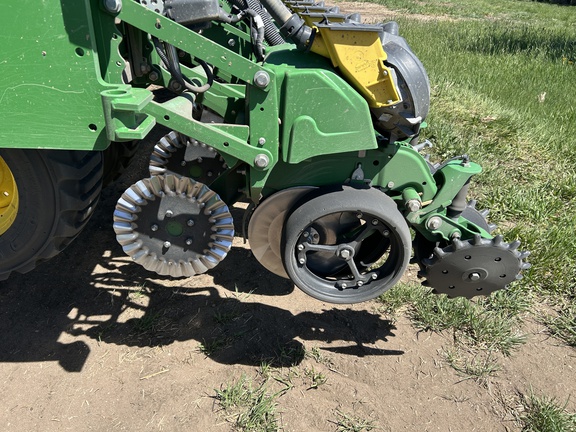 2025 John Deere DB60 Planter