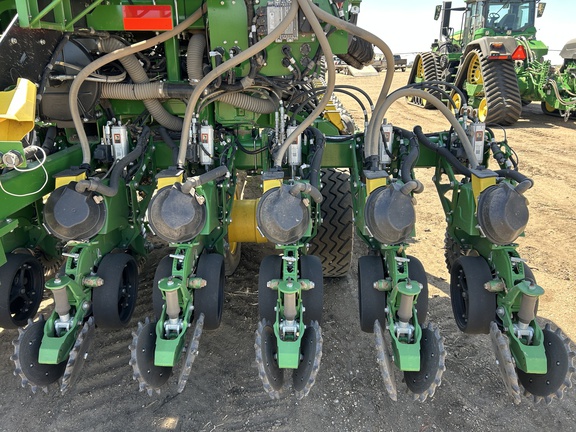 2025 John Deere DB60 Planter