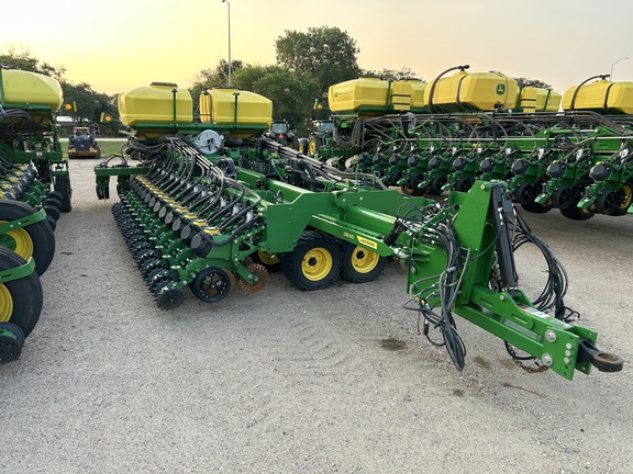 2025 John Deere DB60 Planter