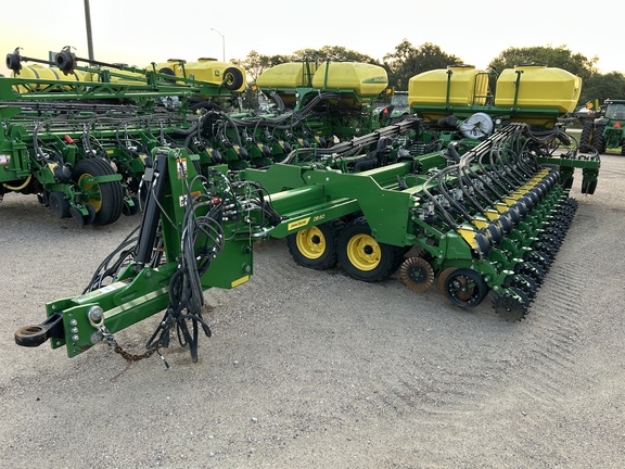 2025 John Deere DB60 Planter