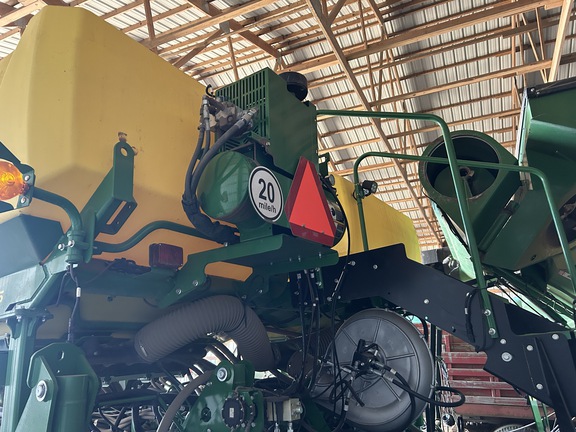 2024 John Deere 1775NT Planter