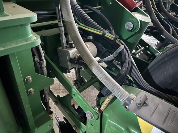 2021 John Deere 1775NT Planter