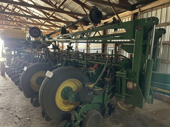 2021 John Deere 1775NT Planter