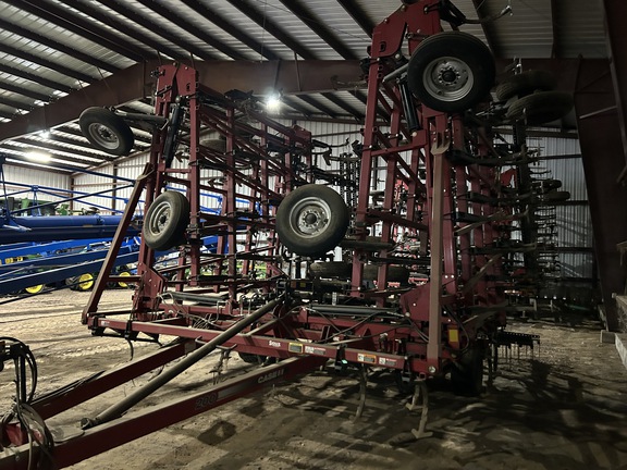 2013 Case IH 200 Field Cultivator
