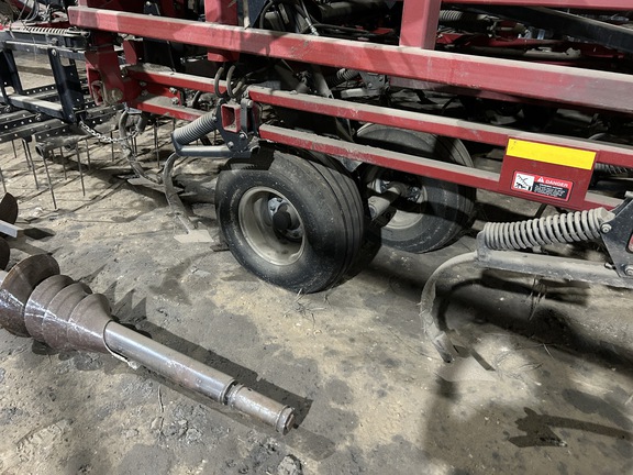 2013 Case IH 200 Field Cultivator