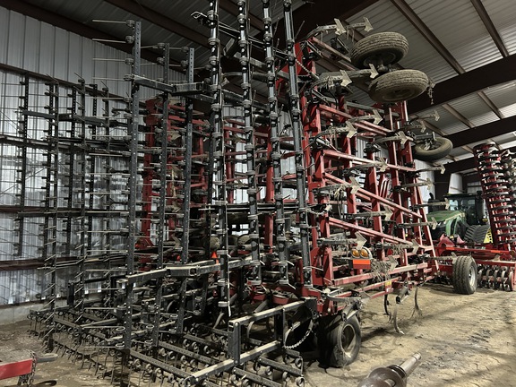 2013 Case IH 200 Field Cultivator