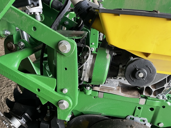 2025 John Deere 1775NT Planter