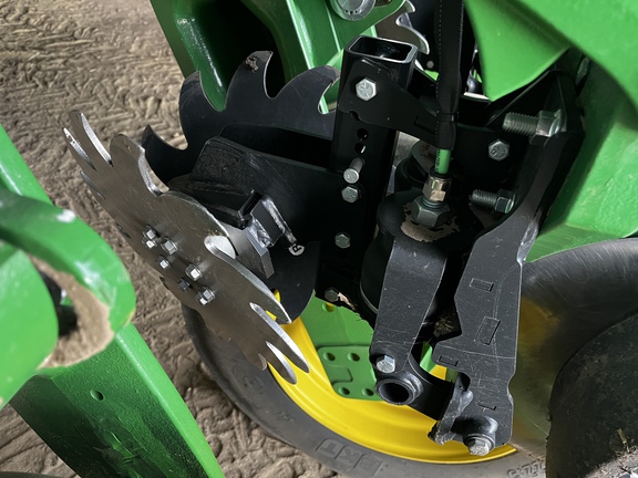 2025 John Deere 1775NT Planter