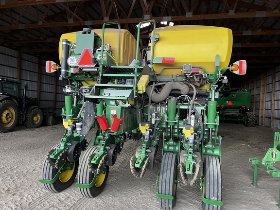 2025 John Deere 1775NT Planter