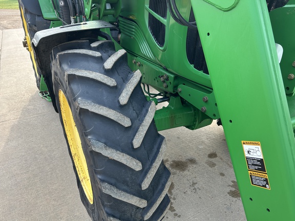 2010 John Deere 7430 Premium Tractor