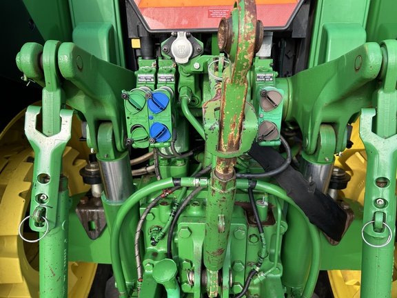 2010 John Deere 7430 Premium Tractor