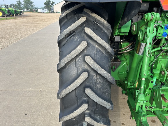 2010 John Deere 7430 Premium Tractor