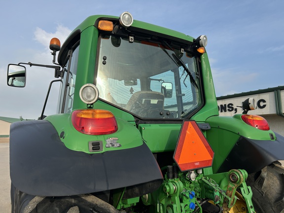2010 John Deere 7430 Premium Tractor