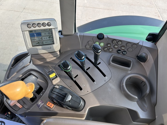 2010 John Deere 7430 Premium Tractor