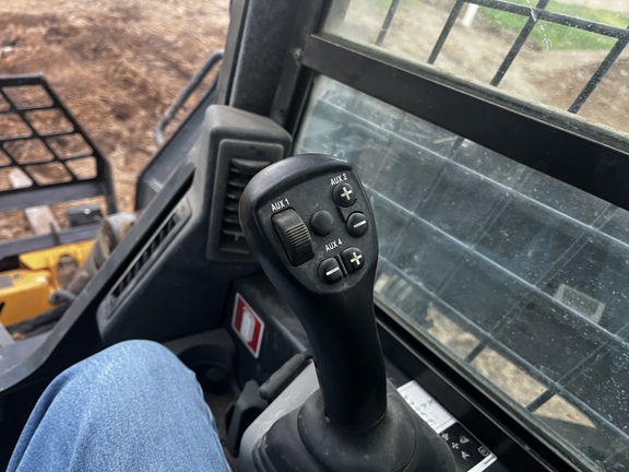 2025 John Deere 330 P Skid Steer Loader