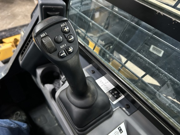 2025 John Deere 330 P Skid Steer Loader