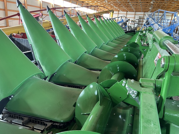 2026 John Deere CF 16 Header Corn Head
