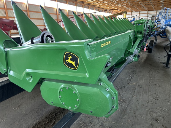 2026 John Deere CF 16 Header Corn Head