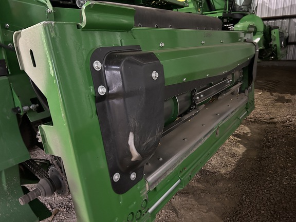 2025 John Deere X9 1100 Combine