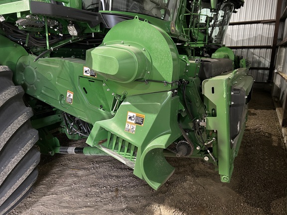 2025 John Deere X9 1100 Combine