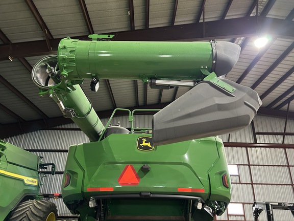 2025 John Deere X9 1100 Combine