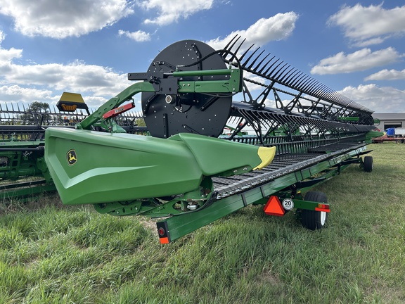 2025 John Deere HDF 50 Header Combine