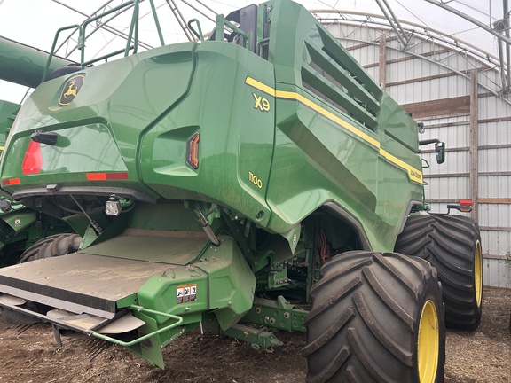 2025 John Deere X9 1100 Combine