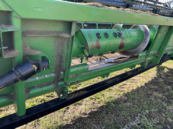 2013 John Deere 630F Header Combine
