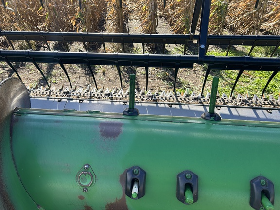2013 John Deere 630F Header Combine