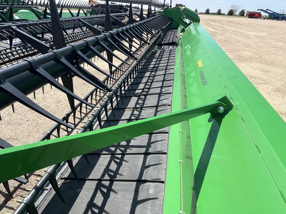 2022 John Deere RD45F Header Combine