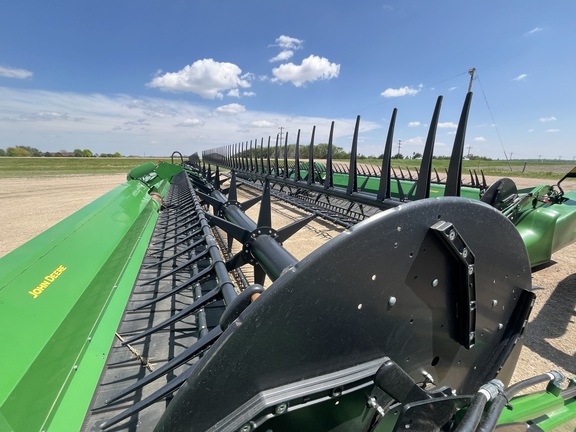 2022 John Deere RD45F Header Combine